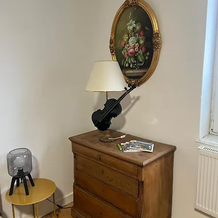 شقة Rim 4 Raeume 3 Schlafzimmer Und 1 Wohnzimmer 2 Badezimmer In West Eg 100 Qm Lauchhammer