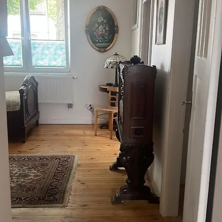 Rim 4 Raeume 3 Schlafzimmer Und 1 Wohnzimmer 2 Badezimmer In West Eg 100 Qm Lauchhammer